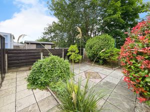 Rear- click for photo gallery